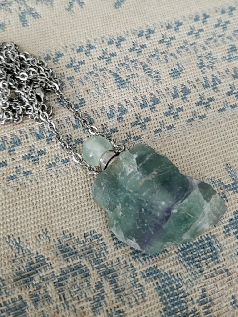 Natural Green Fluorite Purple Crystal Essential Oil Diffuser Bottle Necklace